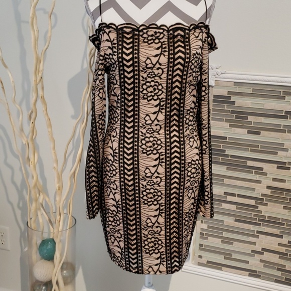 Fashion Nova Dresses & Skirts - Dress Fashion Nova Dresses & Skirts - Dress